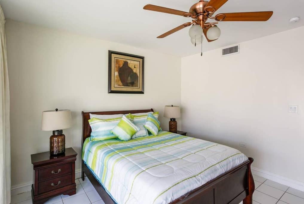 Beach Living At Island Pine Villas Blp جورج تاون المظهر الخارجي الصورة