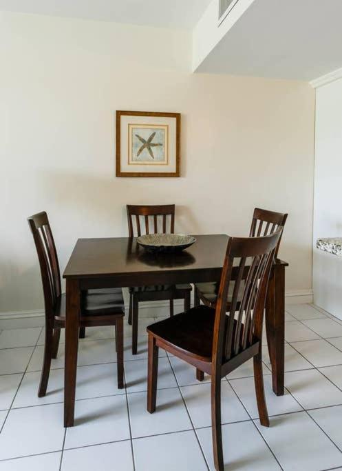 Beach Living At Island Pine Villas Blp جورج تاون المظهر الخارجي الصورة